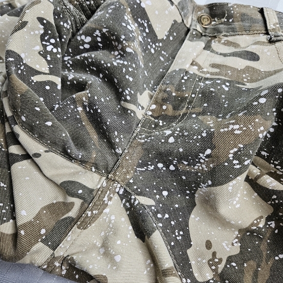 Qruel size 32 waist 100% cotton distressed camo pants with reinforced knees - Picture 7 of 10